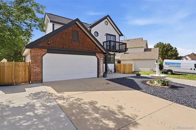 4331 Del Rio Ct, Denver, CO 80239