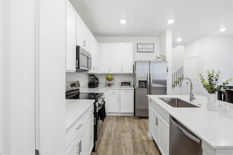 555 Aspen Ave, Bennett, CO 80102