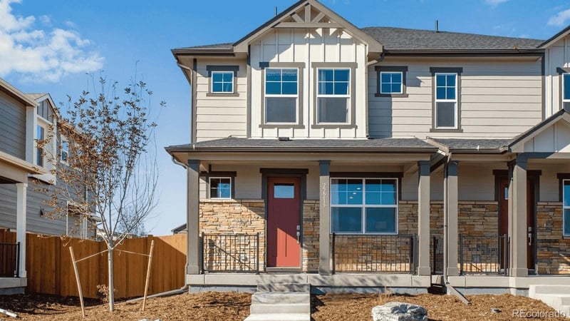 22372 E 7th Pl, Aurora, CO 80018