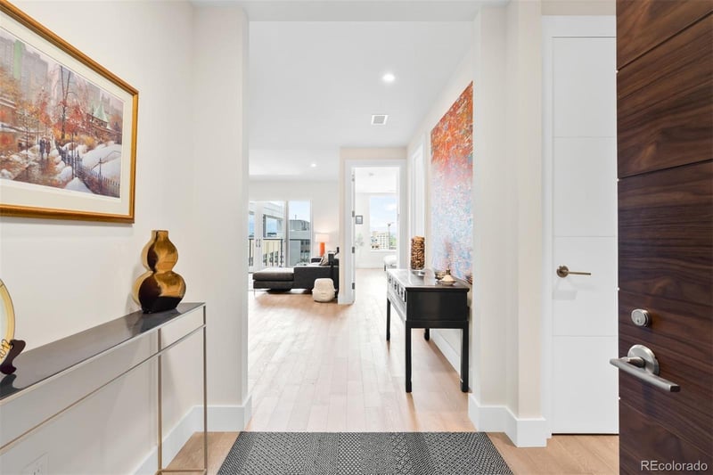 155 Steele St #1017, Denver, CO 80206