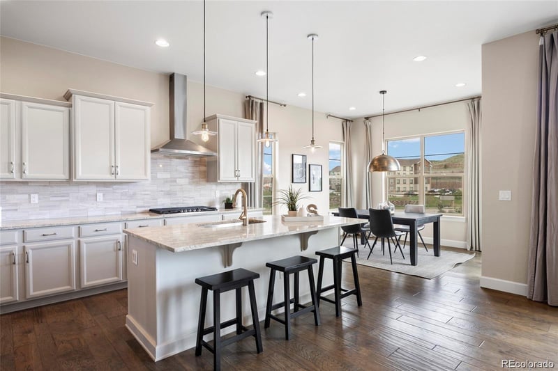 10659 Montecito Dr, Lone Tree, CO 80124