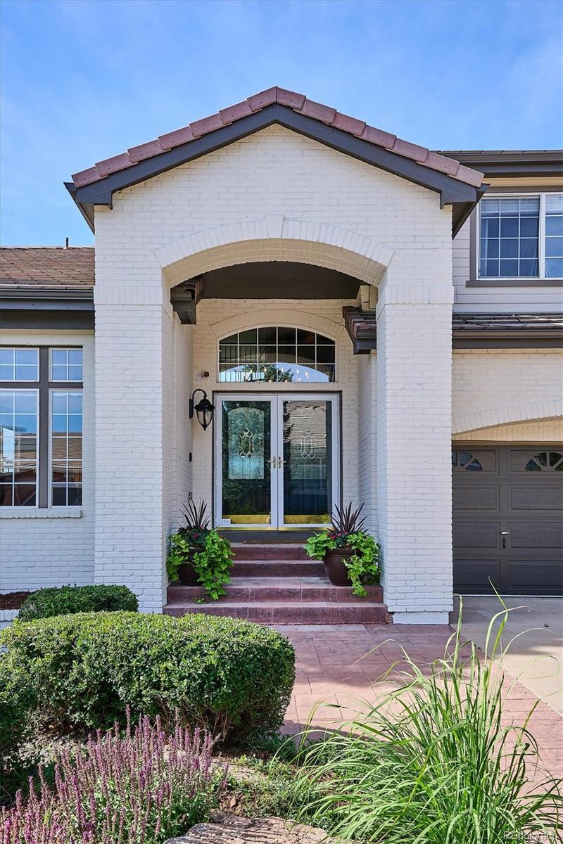 10074 Charissglen Ln, Highlands Ranch, CO 80126