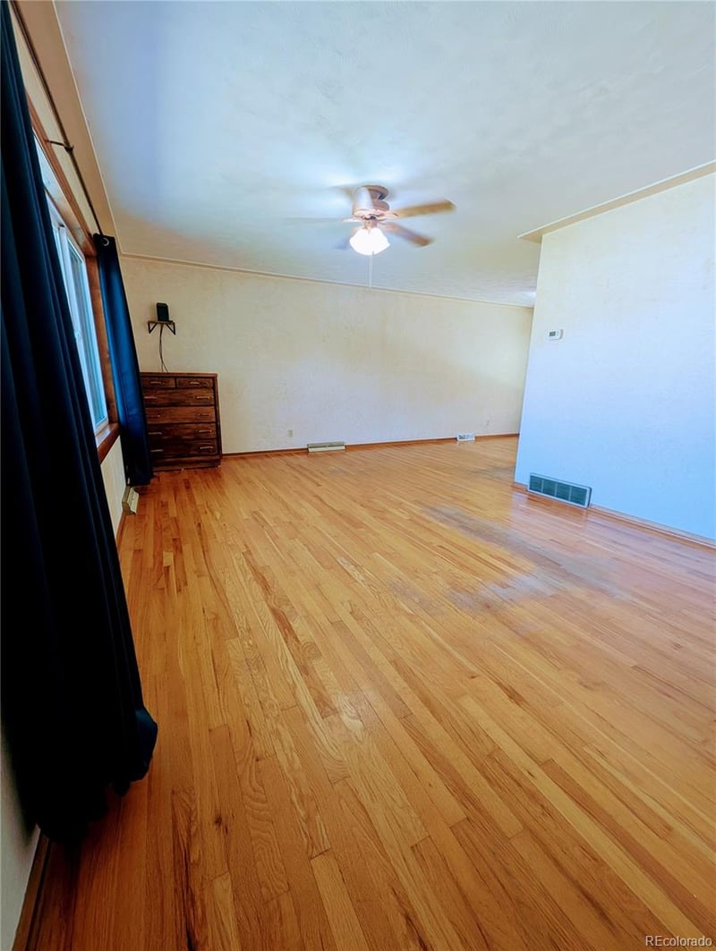 1616 W 16th St, Loveland, CO 80538