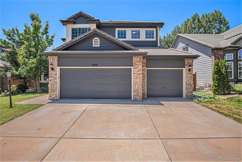 5569 S Helena St, Centennial, CO 80015