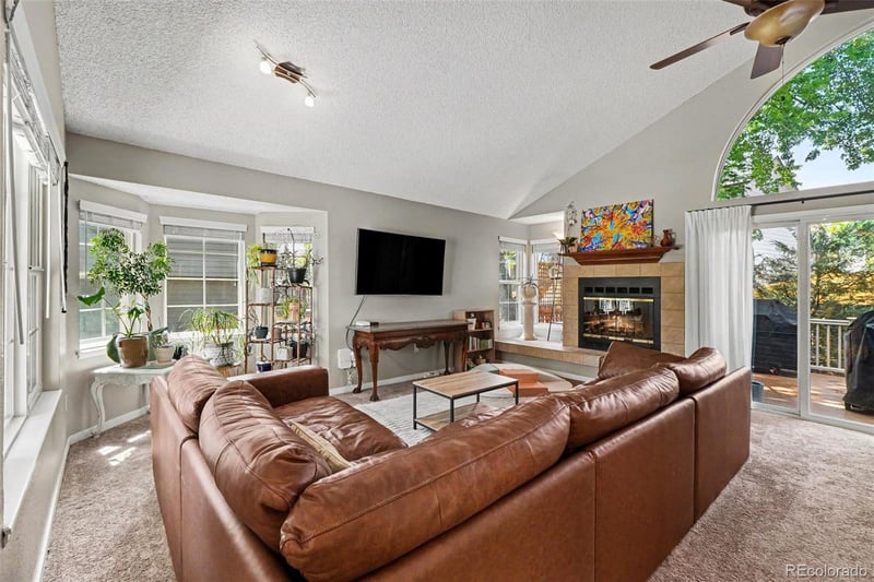 9875 Iris St, Broomfield, CO 80021
