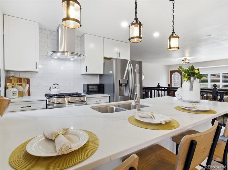13090 W Warren Ave, Lakewood, CO 80228