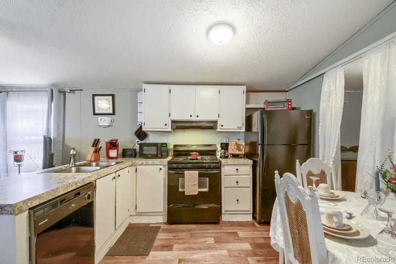 1540 Billings St Lot H-11, Aurora, CO 80011