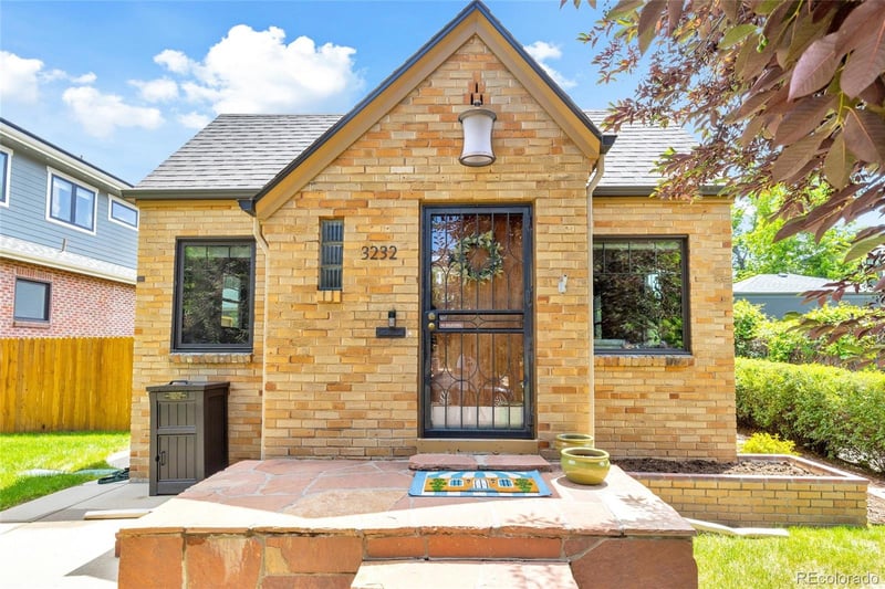 3232 W Scott Pl, Denver, CO 80211