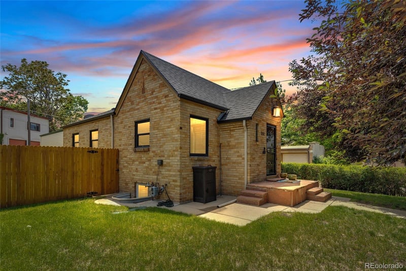 3232 W Scott Pl, Denver, CO 80211