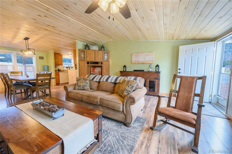 606 Shannon Rd, Cotopaxi, CO 81223