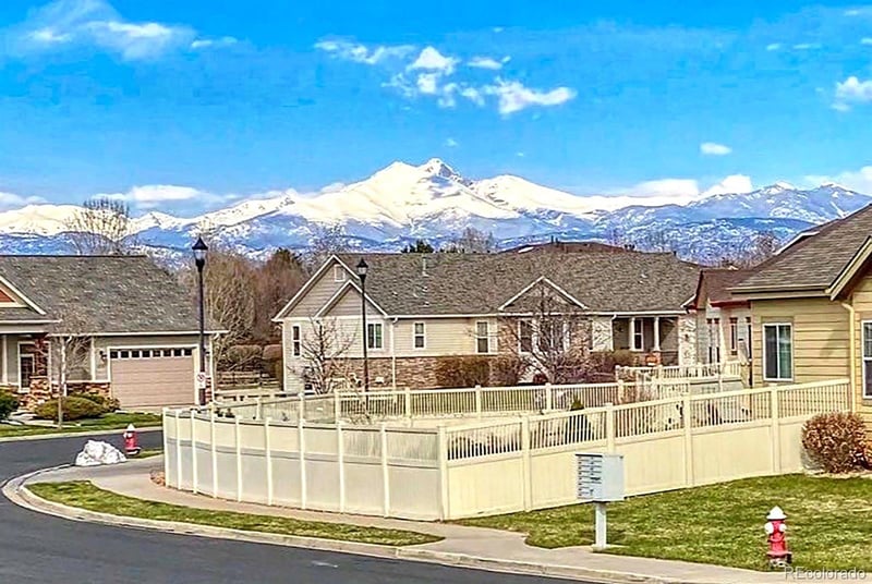 1522 Moonlight Dr, Longmont, CO 80504