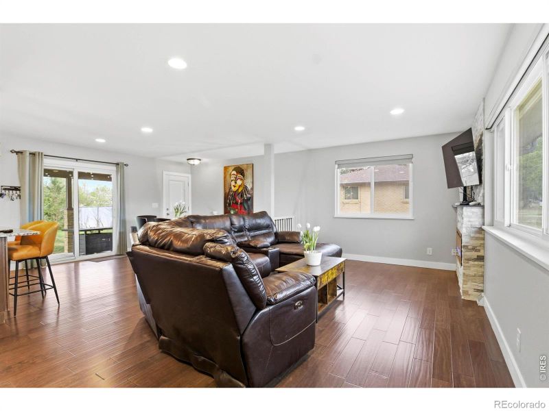 6130 S Pennsylvania St, Centennial, CO 80121