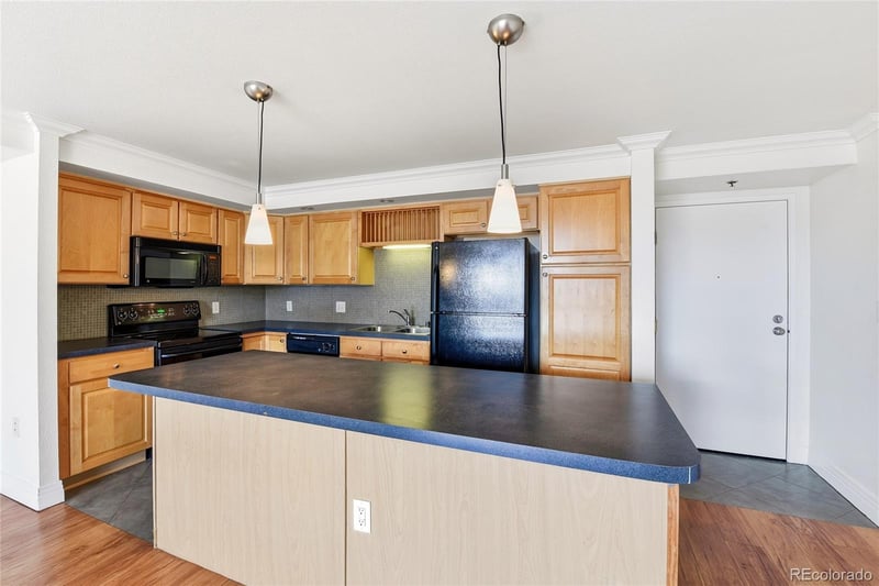 601 W 11th Ave #504, Denver, CO 80204