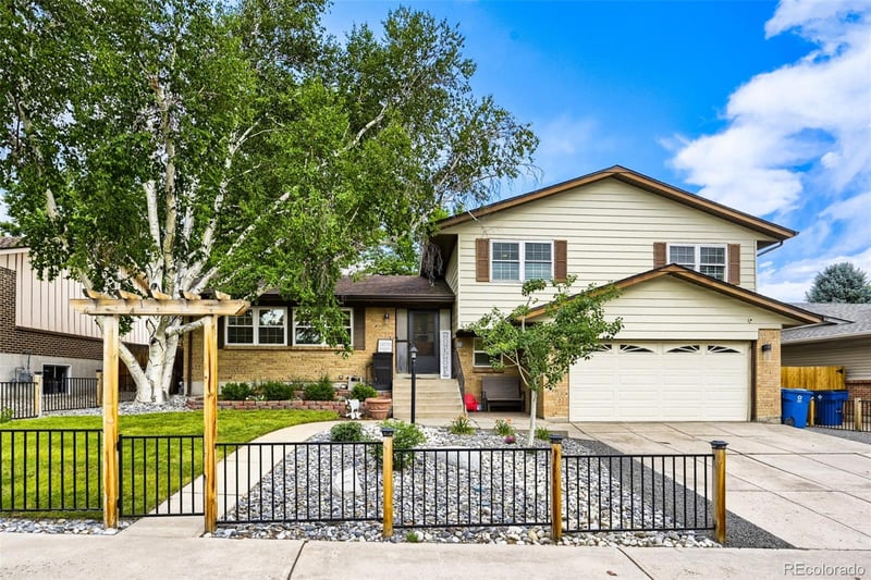 11839 W Atlantic Ave, Lakewood, CO 80228