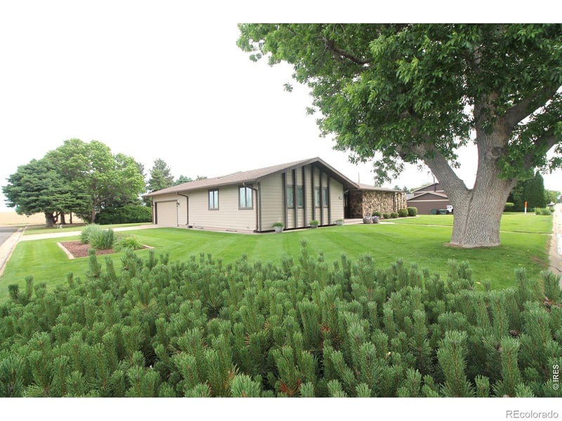 511 W Grant St, Haxtun, CO 80731