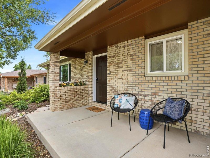 1527 Juniper St, Longmont, CO 80501