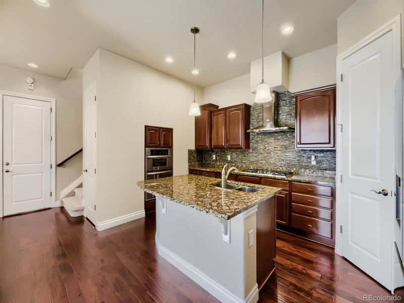 9241 Grafton Dr, Lone Tree, CO 80124