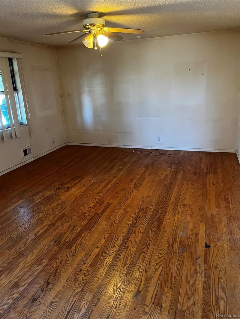 4950 Quentin St, Denver, CO 80239