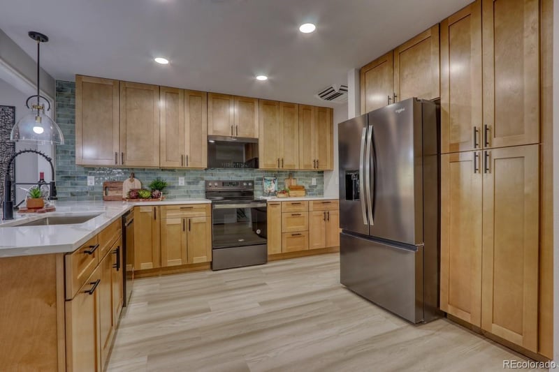 805 Perry St, Denver, CO 80204