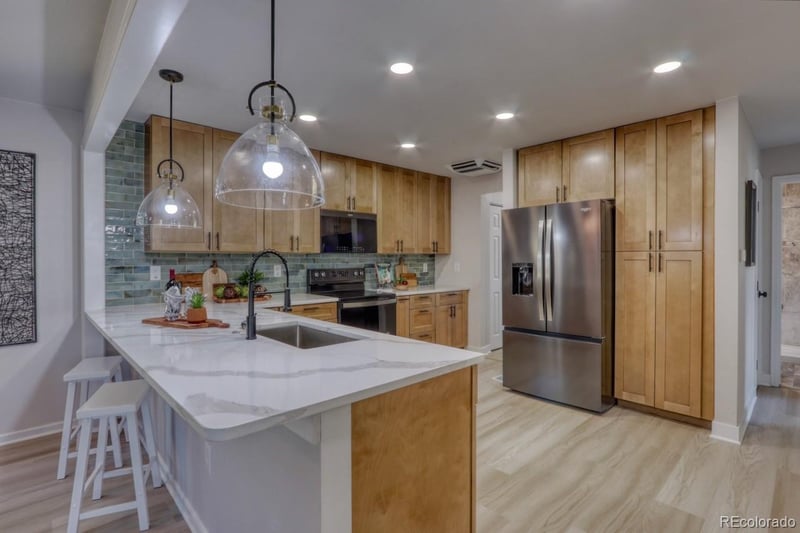 805 Perry St, Denver, CO 80204