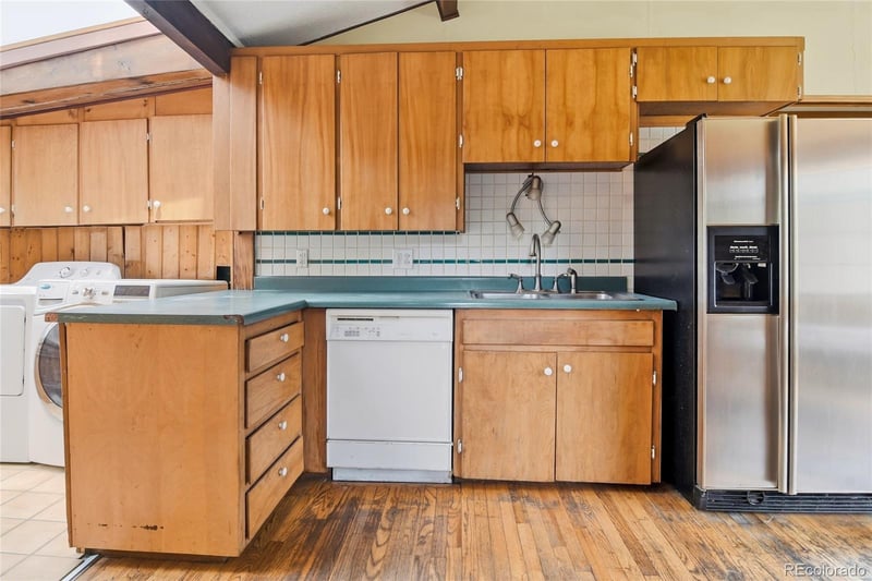 26079 Kingsbury Rd, Kittredge, CO 80457