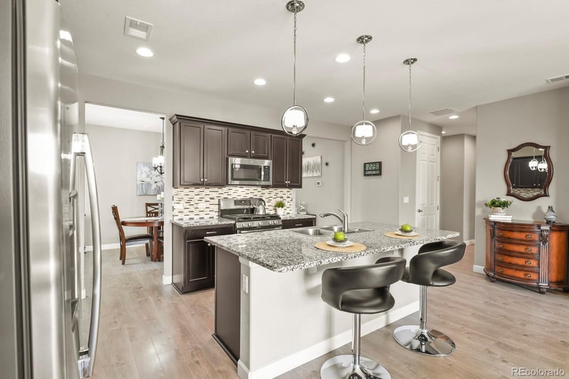 25524 E Byers Dr, Aurora, CO 80018