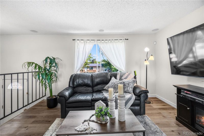 14853 E Colgate Dr, Aurora, CO 80014