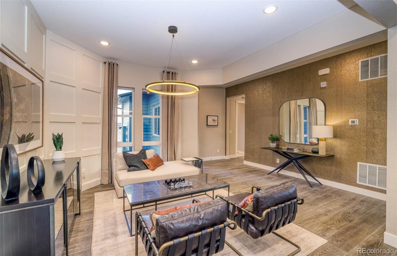 8837 Hotchkiss St, Littleton, CO 80125