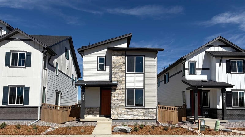 20331 E 57th Ave, Aurora, CO 80019