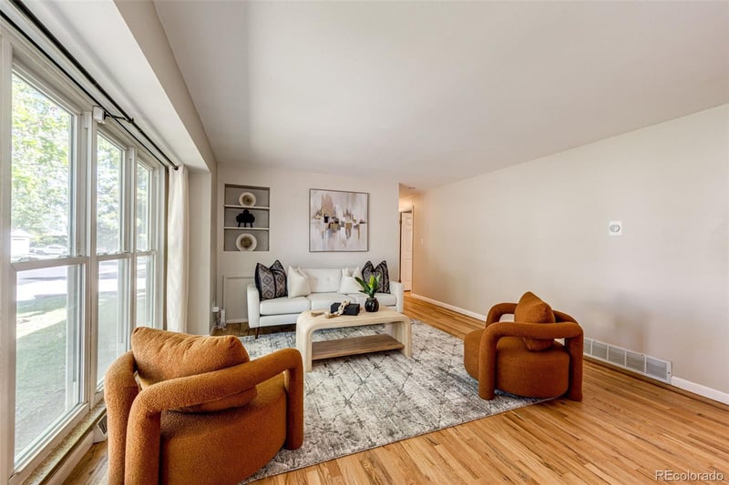 6724 S Ash Way, Centennial, CO 80122