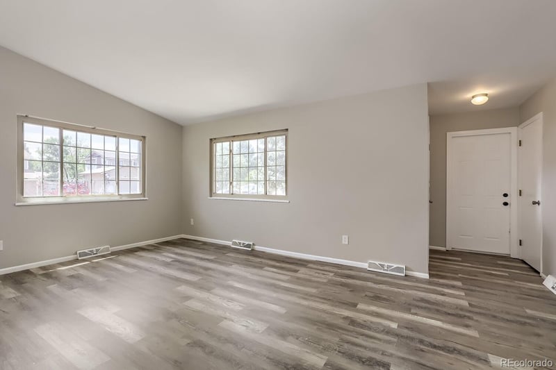 4613 W 1st St, Greeley, CO 80634