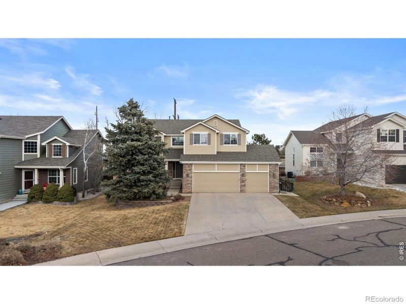 8316 Briar Ridge Dr, Castle Pines, CO 80108