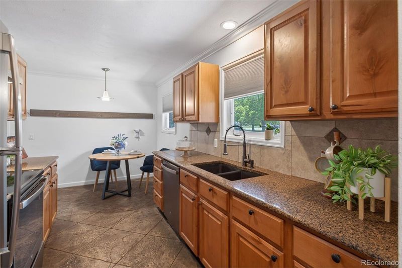 7862 S Vine St, Centennial, CO 80122