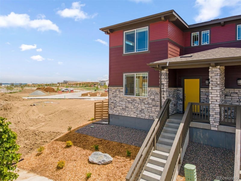 24246 E 53rd Dr, Aurora, CO 80019