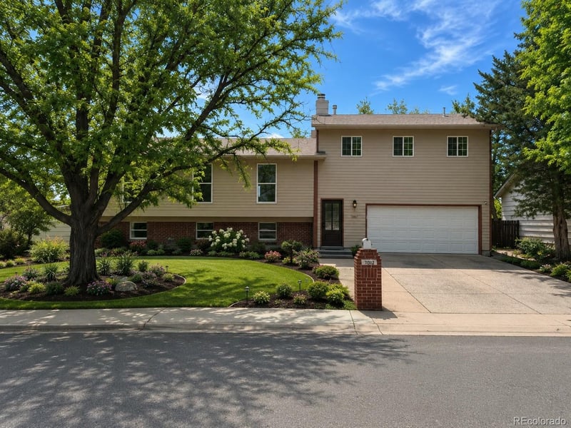 2012 S Ivory St, Aurora, CO 80013