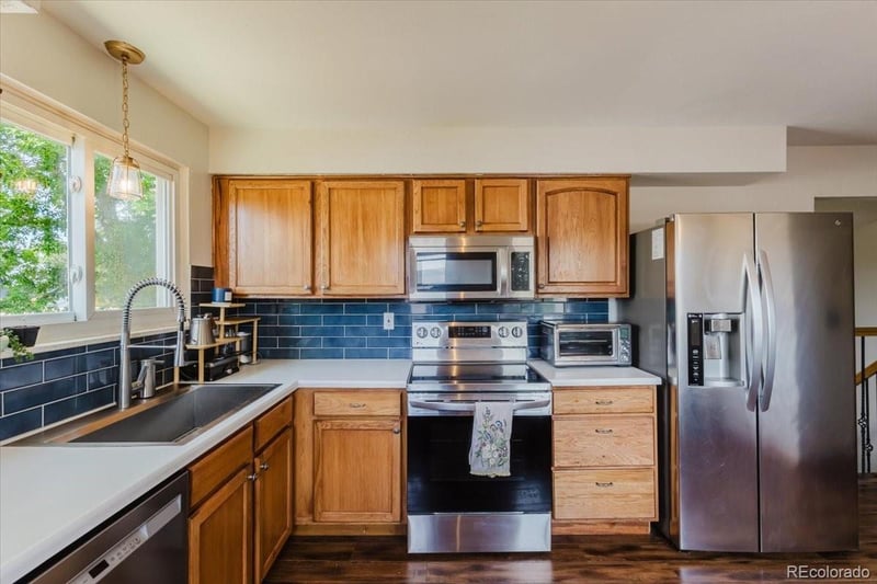 4933 Quari St, Denver, CO 80239