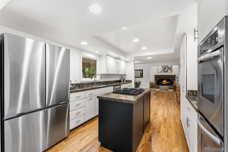 6389 S Coventry Ln, Littleton, CO 80123