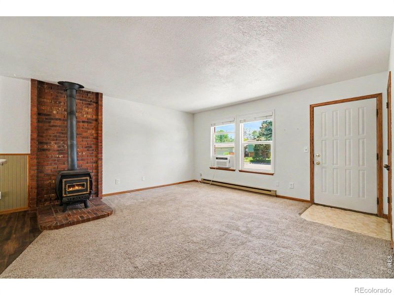 253 Blossom Dr, Loveland, CO 80537