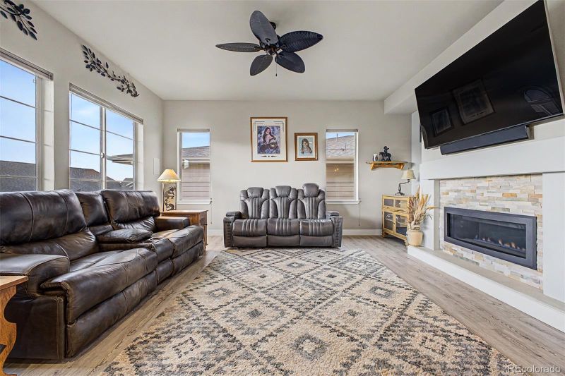17659 W 94th Dr, Arvada, CO 80007