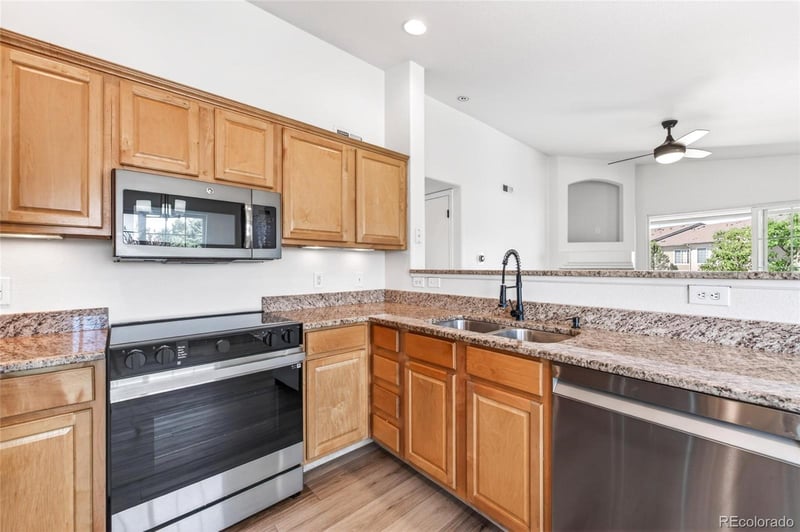 1414 S Galena Way #201, Denver, CO 80247
