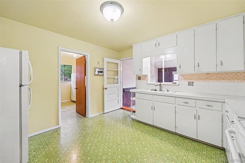 6420 W 60th Pl, Arvada, CO 80003