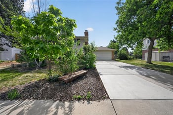 6258 S Madison Dr, Centennial, CO 80121