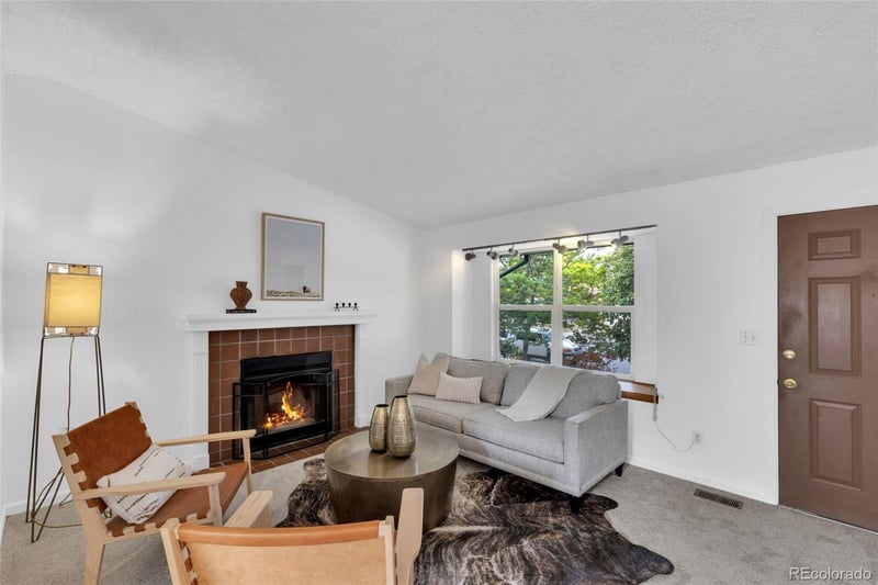 1888 S Flanders Way, Aurora, CO 80017