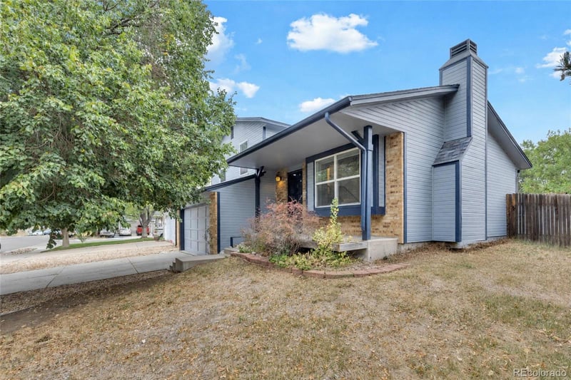 1888 S Flanders Way, Aurora, CO 80017