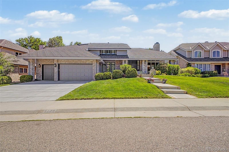 5238 E Nichols Dr, Centennial, CO 80122