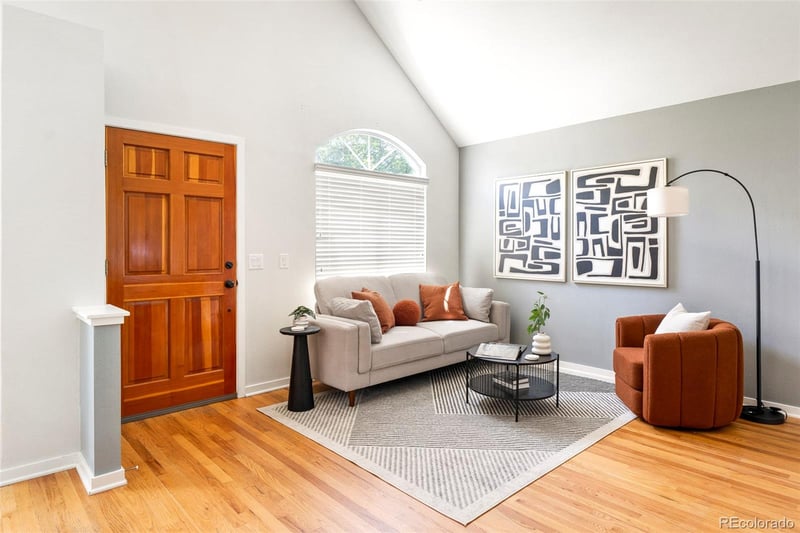 2252 S Ogden St, Denver, CO 80210