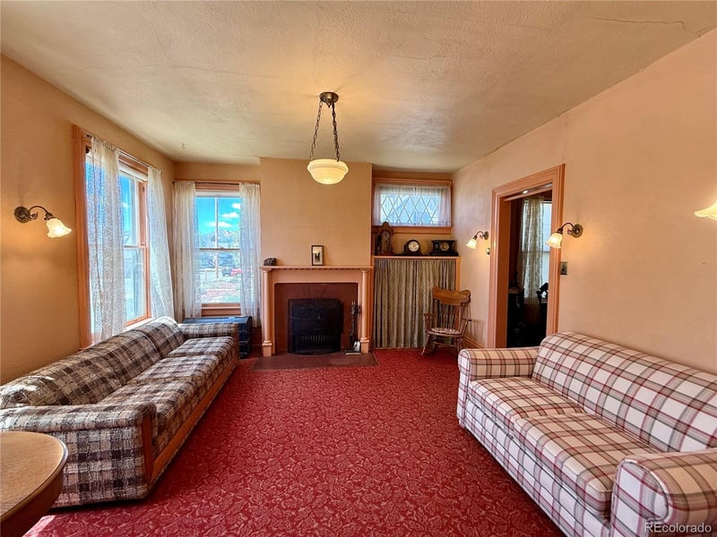 422 W 7th St, Leadville, CO 80461