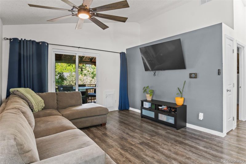 5301 E Aspen Ave, Castle Rock, CO 80104