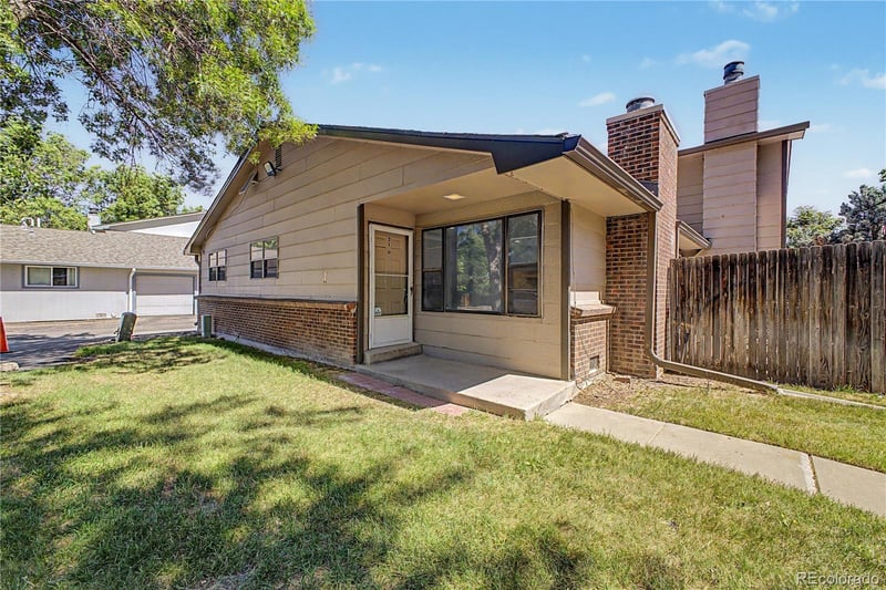 21 Newark St #D, Aurora, CO 80012