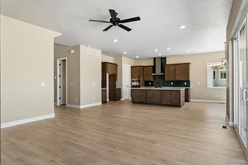 578 Old Grotto Dr, Monument, CO 80132